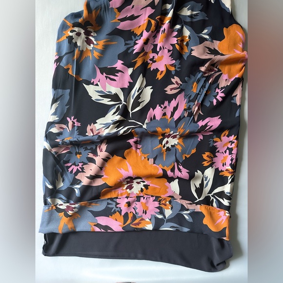 H&M Sleeveless Floral Shift dress in Size Small. - Picture 4 of 6